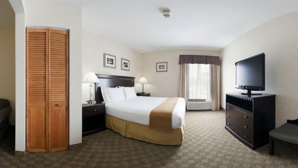 Holiday Inn Express & Suites Carneys Point - Pennsville By Ihg Exterior foto