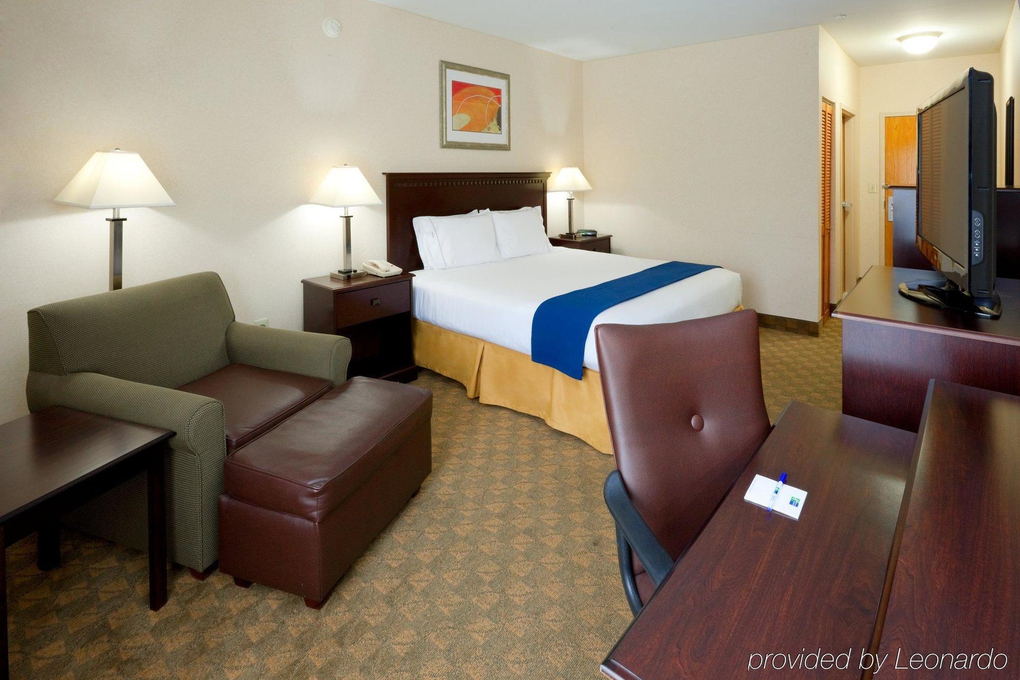 Holiday Inn Express & Suites Carneys Point - Pennsville By Ihg Quarto foto